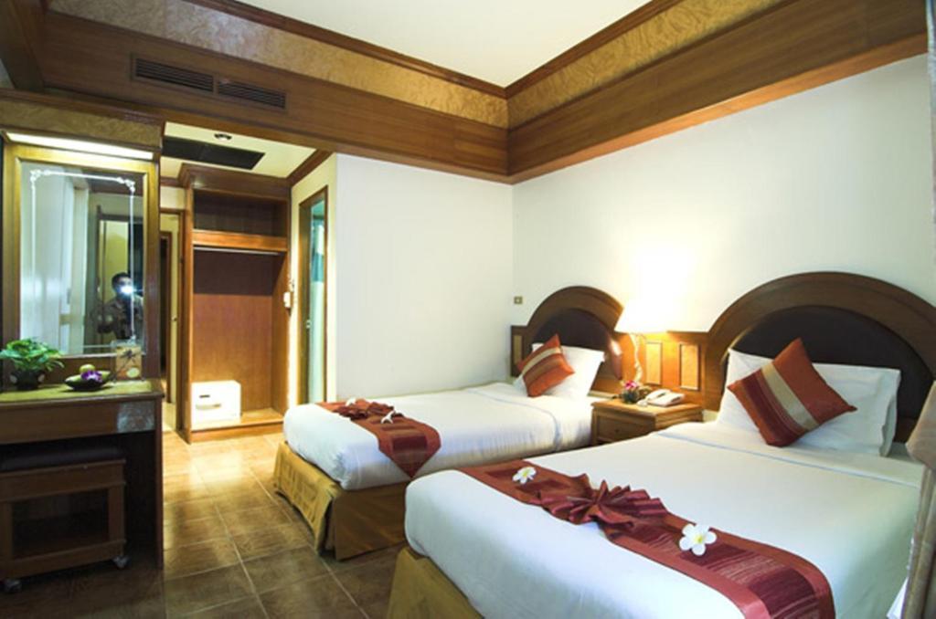 Ps Hotel Phuket Patong - Sha Plus Quarto foto